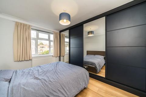 undefined, Gore Road, London SW20