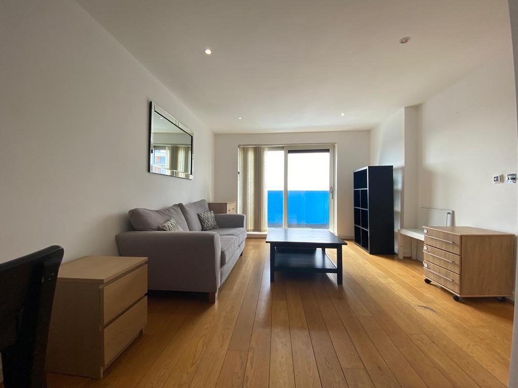 2 Double Bedroom Apartment + Gym to Rent