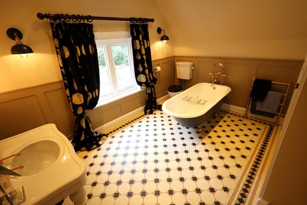 Jack & Jill Bathroom