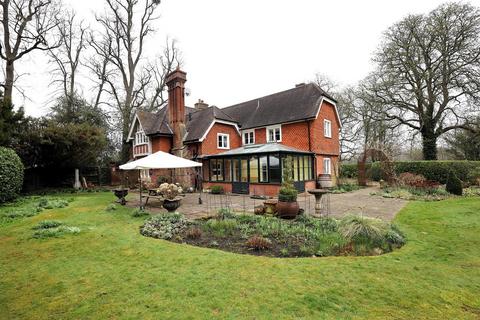 undefined, Station Road, Tring HP23