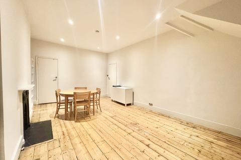 1 bedroom apartment to rent, Belsize Avenue, London NW3