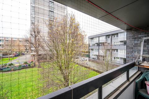 undefined, Canute Gardens, Bermondsey, London, SE16