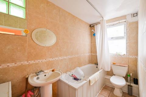 undefined, Grove Road, Leytonstone, London, E11