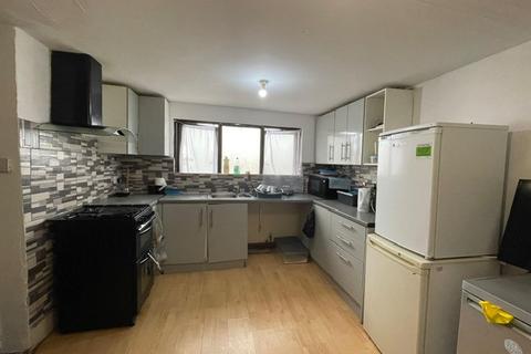 undefined, First Floor Flat, Breamore Road, Ilford, Essex, IG3