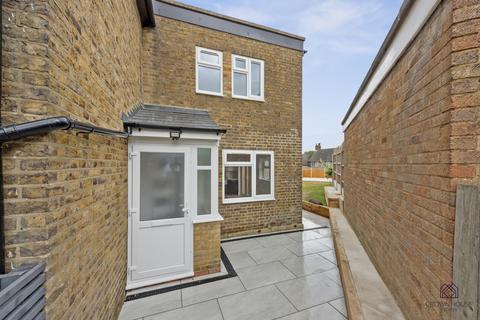 undefined, Crescent Way, London, N12