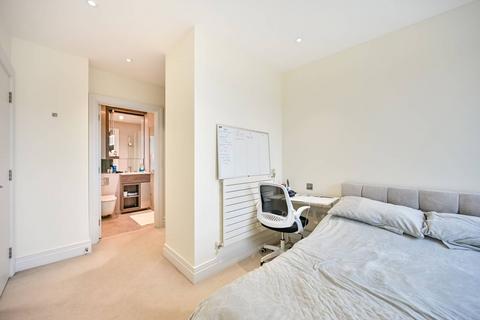 undefined, Queenshurst Square, Kingston, Kingston Upon Thames, KT2