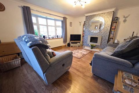 3 bedroom semi-detached house for sale, Tamar Road, Bedworth CV12