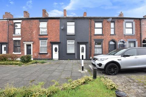 2 bedroom terraced house to rent, East Street, Manchester M34
