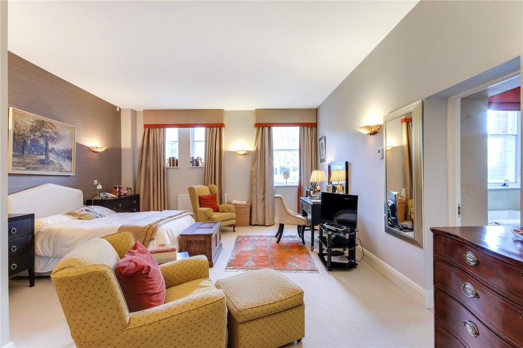 Principal Bedroom