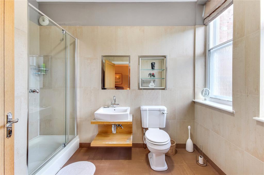En Suite Shower Room