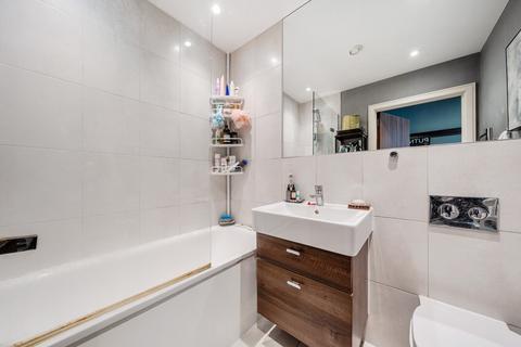 undefined, Putney Hill, Putney, London, SW15
