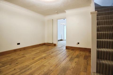 undefined, Ormonds Close, Bristol BS32