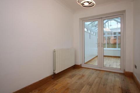 undefined, Ormonds Close, Bristol BS32