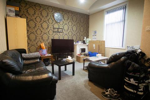 undefined, 2 Bed House To Let on Cave Street, Preston