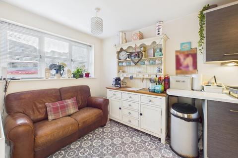 3 bedroom townhouse for sale, Pepper Hill Lea, Keighley