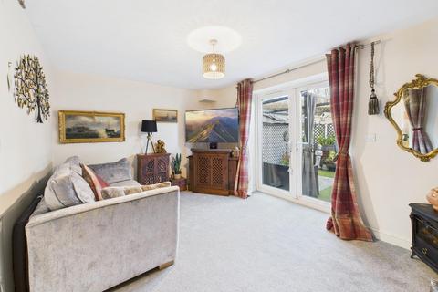 3 bedroom townhouse for sale, Pepper Hill Lea, Keighley