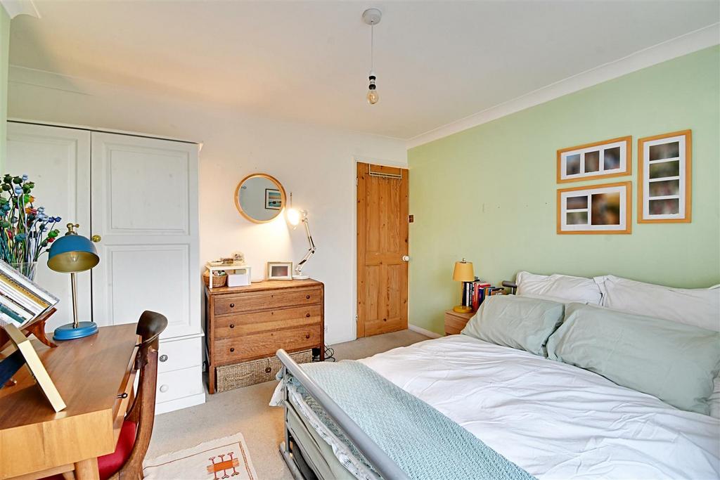 Bedroom 1 3.jpg