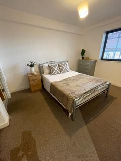 2 bedroom flat to rent, 28 City Road East, Manchester