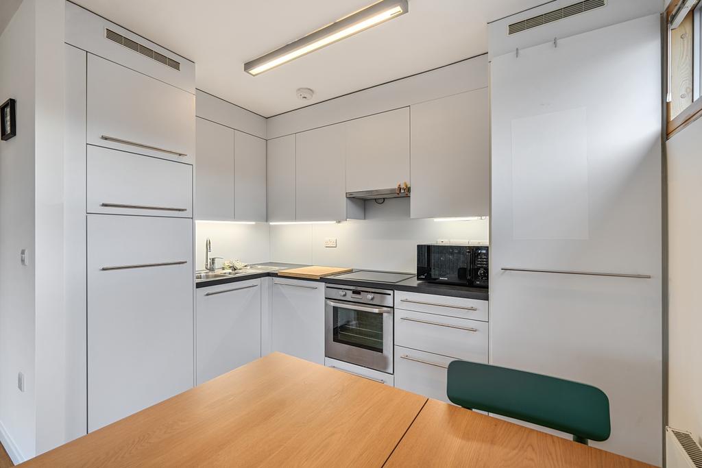 Kitchen (2)