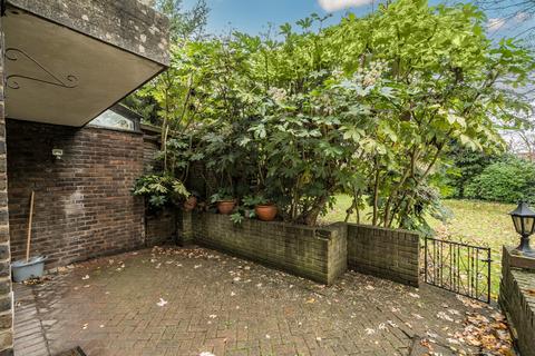 2 bedroom apartment for sale, Slough Lane, London NW9