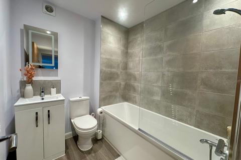 undefined, High Street, Hemel Hempstead HP3