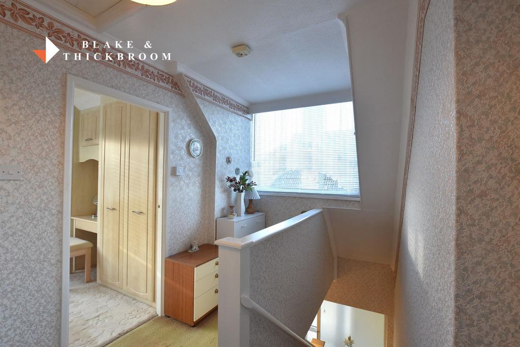 First floor galleried landing