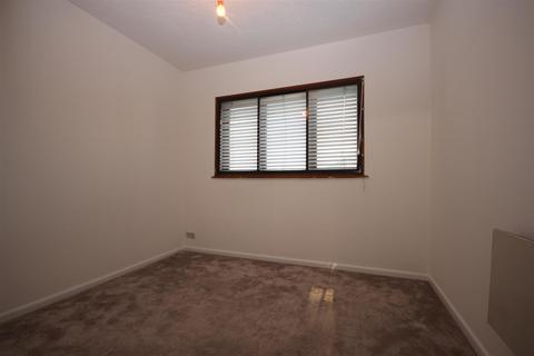 undefined, Cotton Avenue, North Acton, W3 6YG