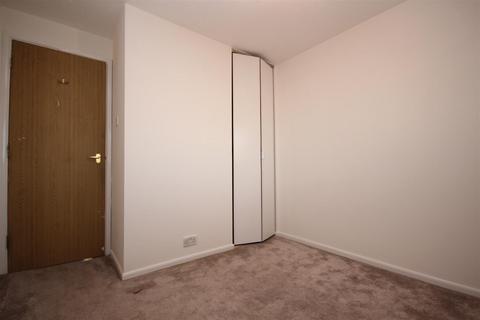 undefined, Cotton Avenue, North Acton, W3 6YG