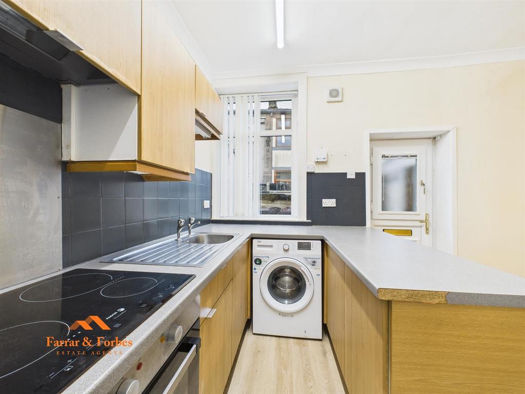 CAM03956 G0-PR0183-STILL014.jpg