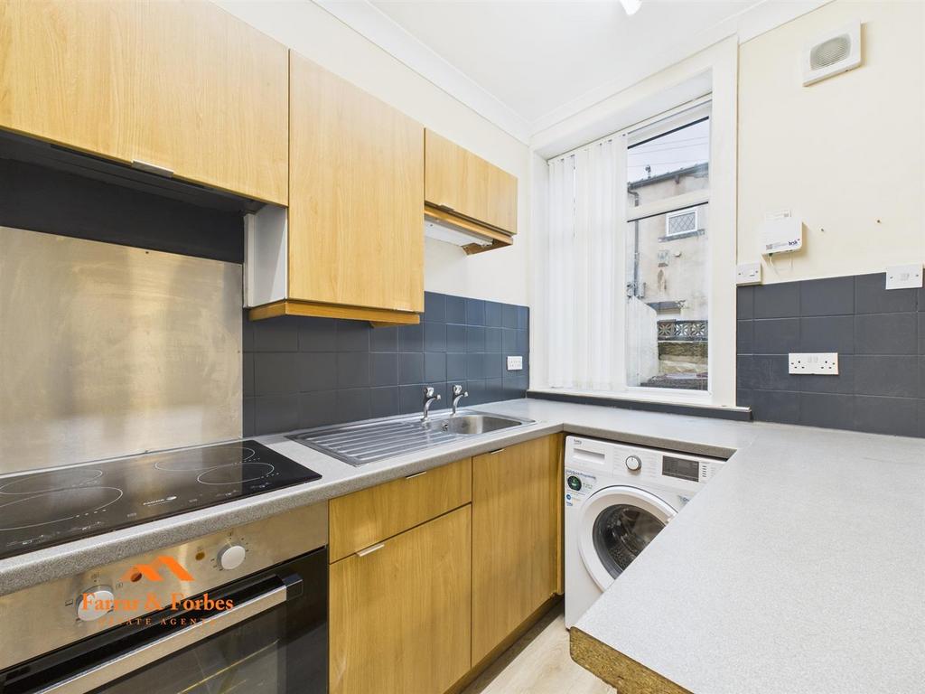 CAM03956 G0-PR0183-STILL015.jpg