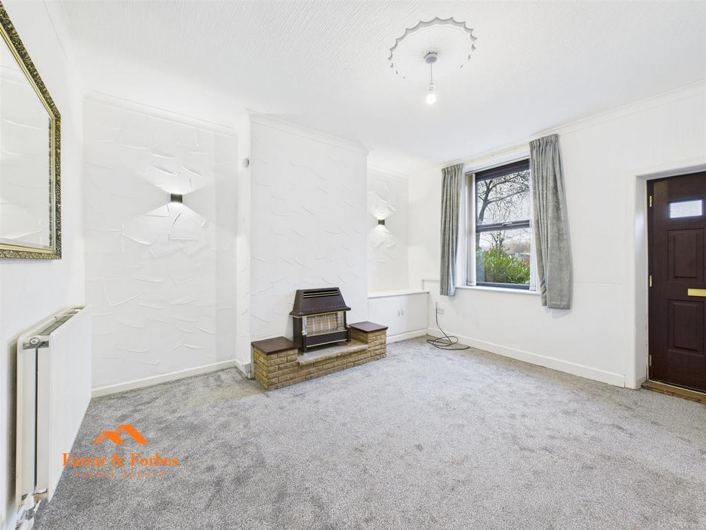 CAM03956 G0-PR0183-STILL019.jpg