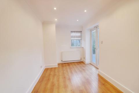 undefined, Whitefriars Crescent, Westcliff-on-sea, SS0