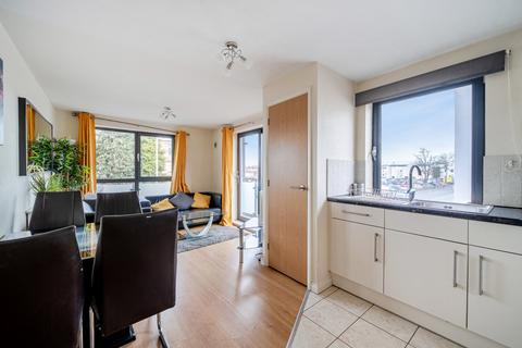 undefined, Warwick Place, Gloucestershire GL52