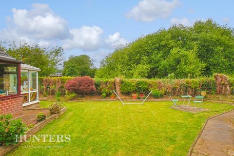 2 bedroom semi-detached bungalow for sale, Milford Crescent, Littleborough, OL15 9EF