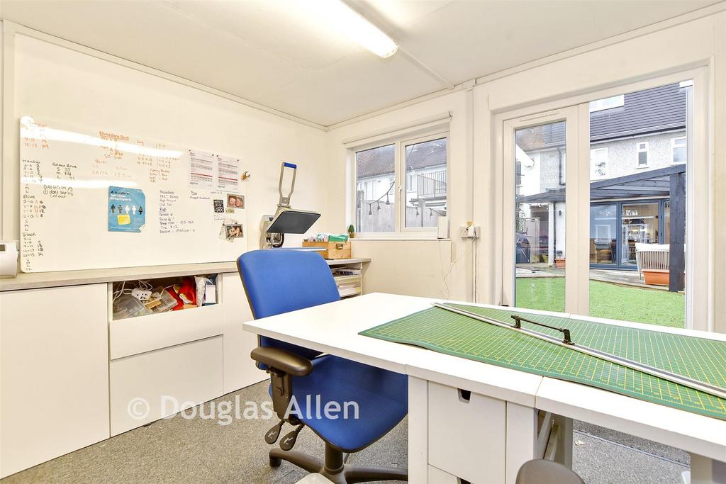 Workshop/Outbuildings