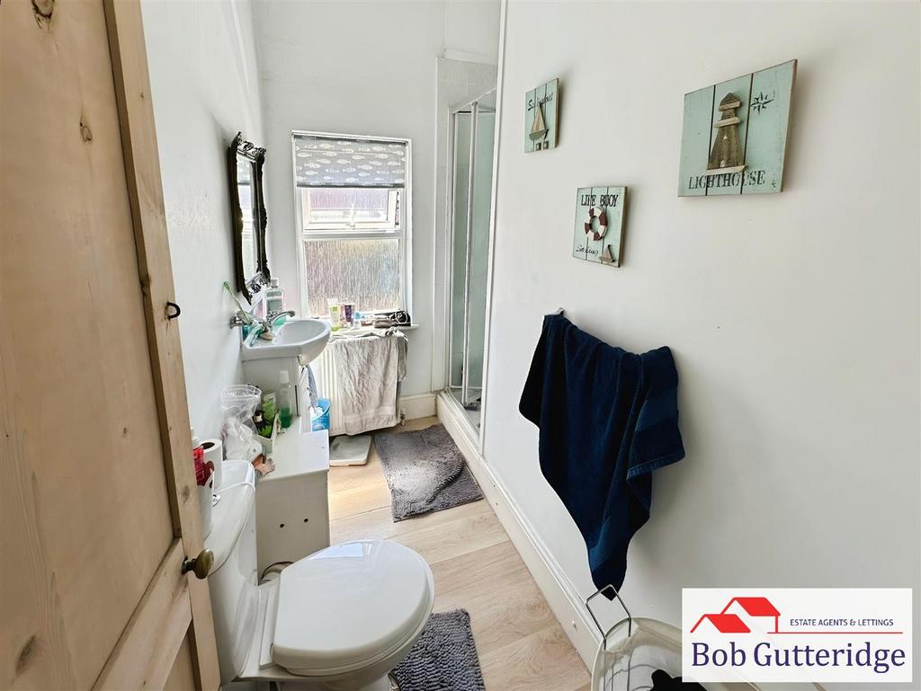 First floor shower room