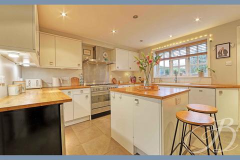 undefined, Cookham Village, SL6