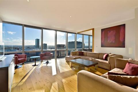 No. 1 West India Quay, Nr Canary Wharf, London, E14