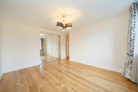 3 bedroom flat to rent, Marlborough Place, London NW8
