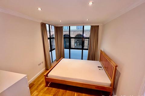 undefined, Warple Way