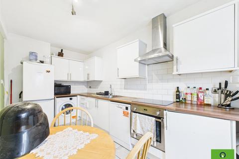 undefined, Station Road, Romford RM2