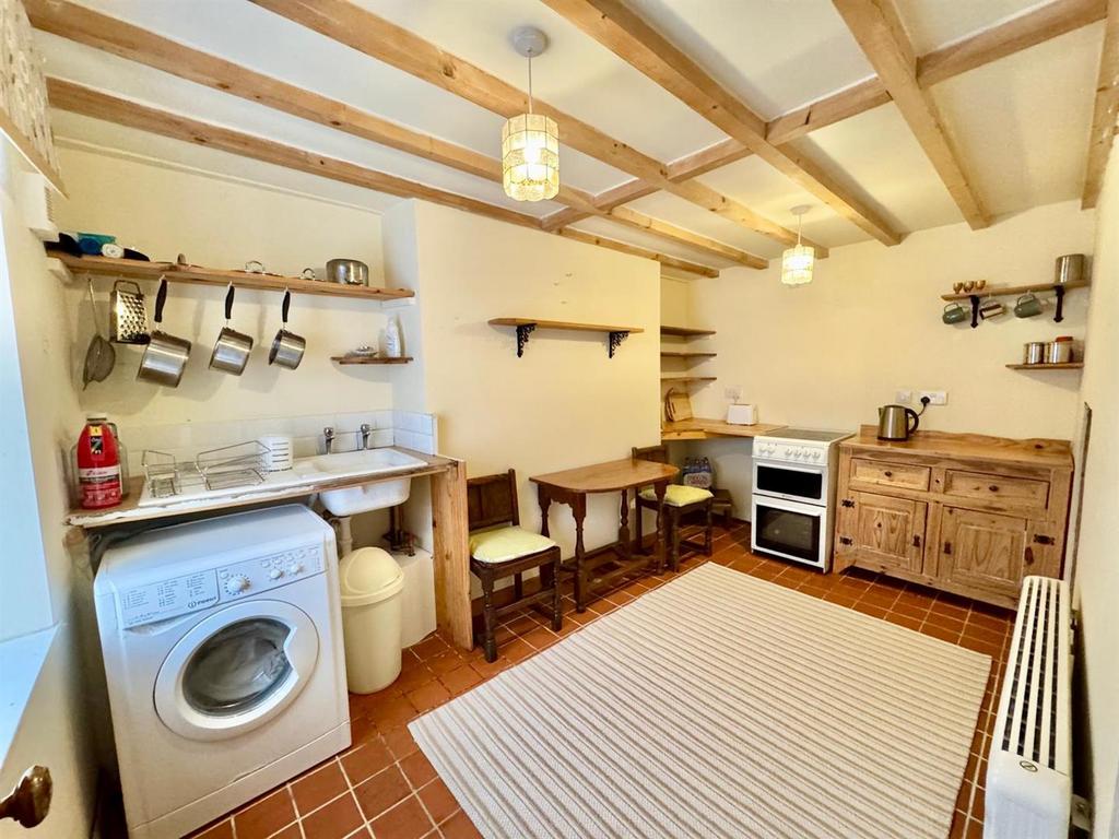 PHOTO-2025-12-05-08-12-36 (1).jpg