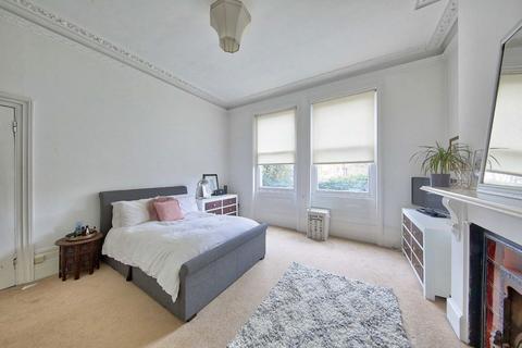 1 bedroom flat to rent, Church Grove, Kingston Upon Thames KT1