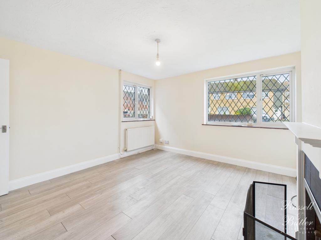 Cam02127 g0 pr0368 still008