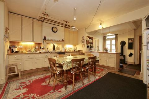 undefined, 9 High Street, Templecombe BA8