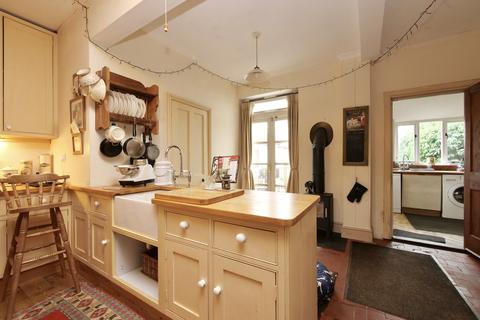 undefined, 9 High Street, Templecombe BA8