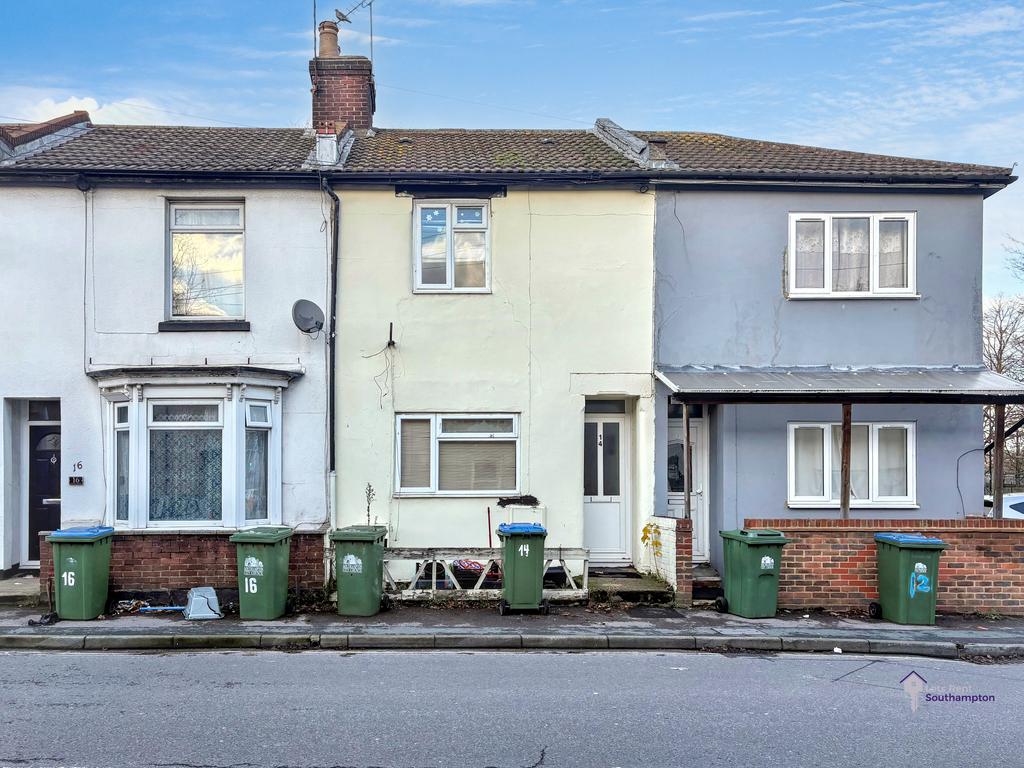 3 Bedroom Terraced for Rent
