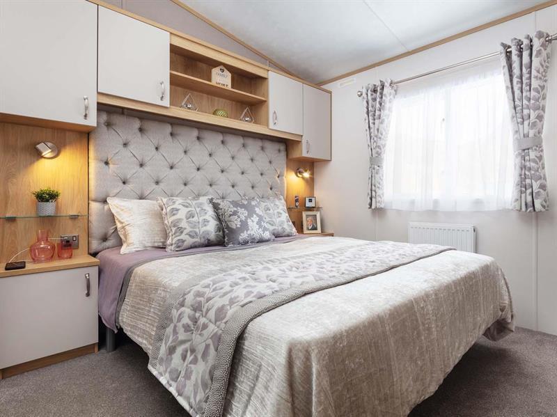 190744 5234 Bed1.jpg