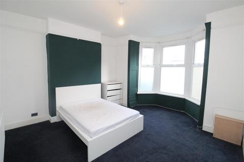 undefined, Gordon Road, Roath CF24