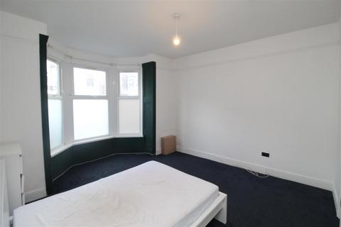 undefined, Gordon Road, Roath CF24